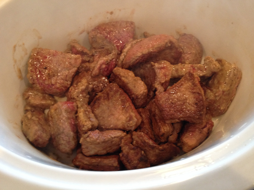 brownedbeef_in_slowcooker